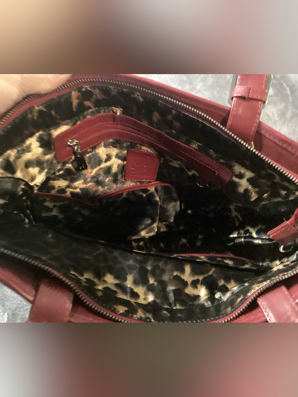Red Leather Tote and Wallet Set - Women's Handbag - Picture 14 of 16